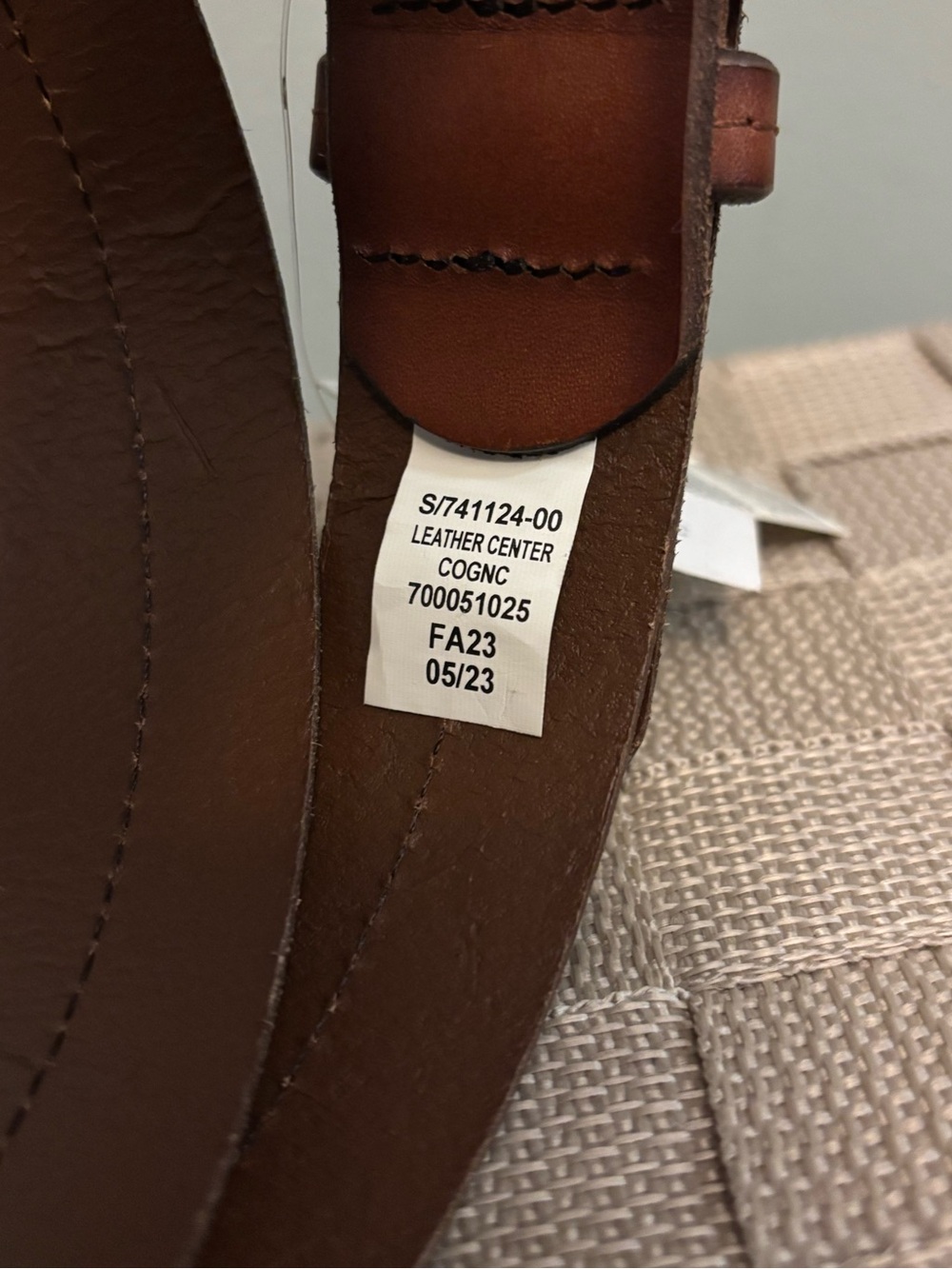 Banana Republic brown leather center-stitch belt, cognac, size 30, NWT - Picture 5 of 7